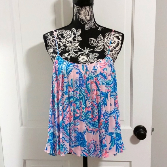 Lilly Pulitzer Tops - 💗HTF Lilly Pulitzer💗 - Rein Top